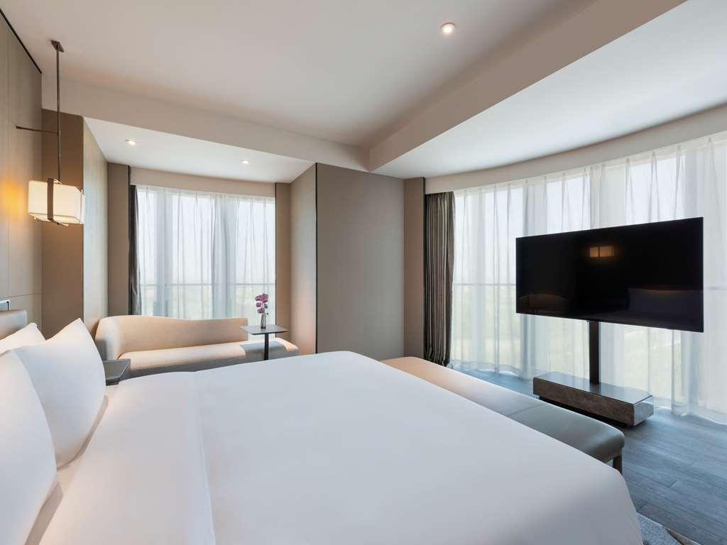 Grand Mercure Shanghai Lingang Xangai Quarto foto